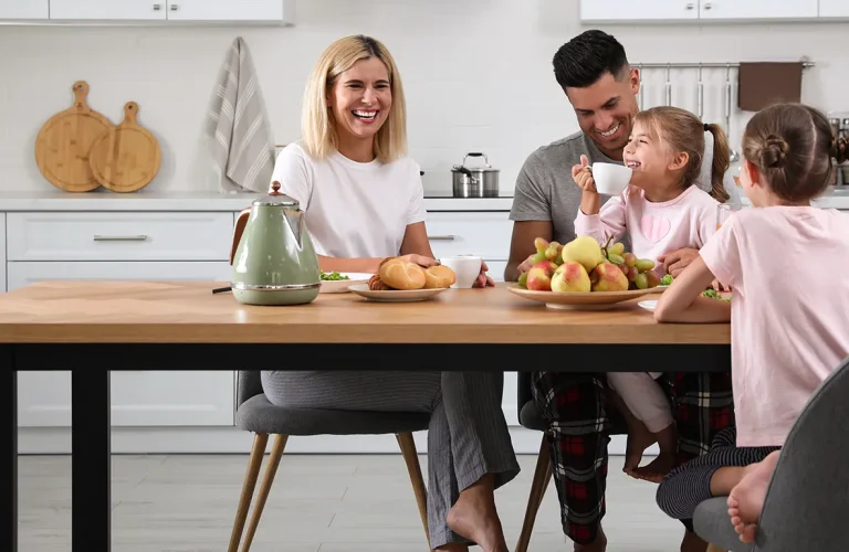 03_AdobeStock_406746058_New Africa