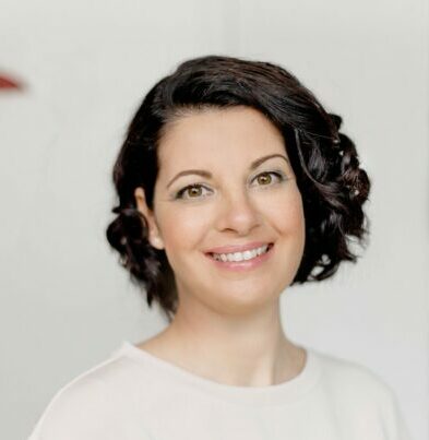 BrandPortrait-Melanie-NinaWellstein-2021-226_Web-Bearbeitet-MO
